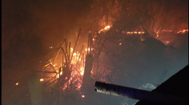 Fogo na região central da cidade atinge estabelecimentos comerciais 7