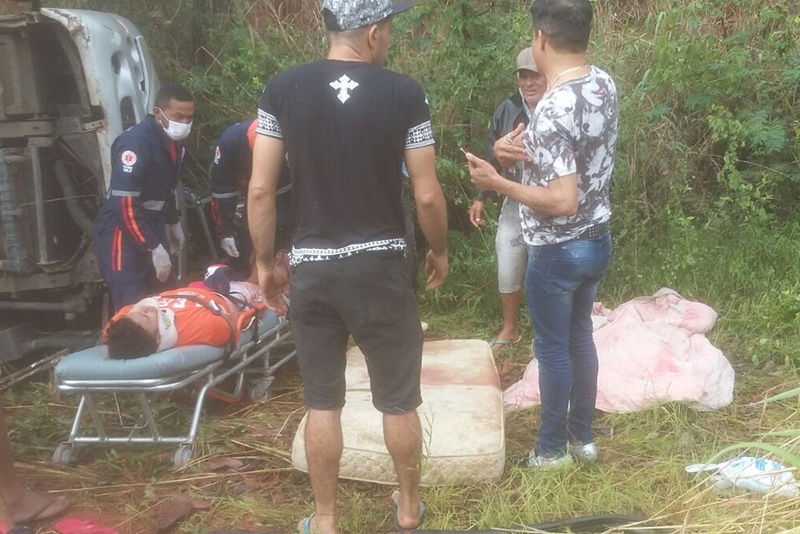 Micro-ônibus de banda capota e mata filho de cantor Cristiano Neves 5